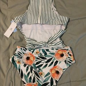 NWT CUPSHE ONE PIECE SIZE M